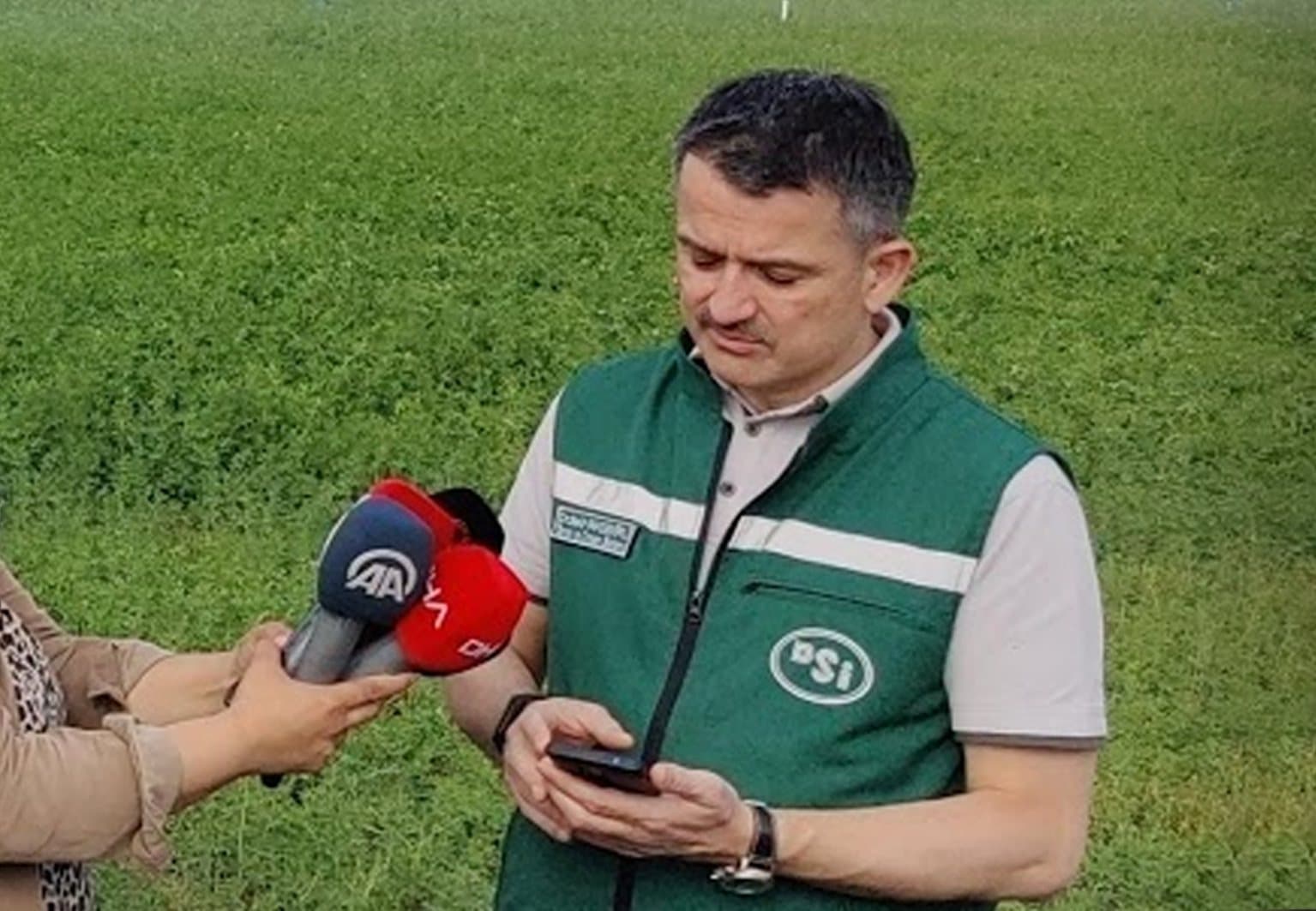 Tarım Orman ve Su işleri Bakanı Bekir Pakdemirli Son Teknoloji Su Tasarrufu Sağlayan Sistemi Tanıttı