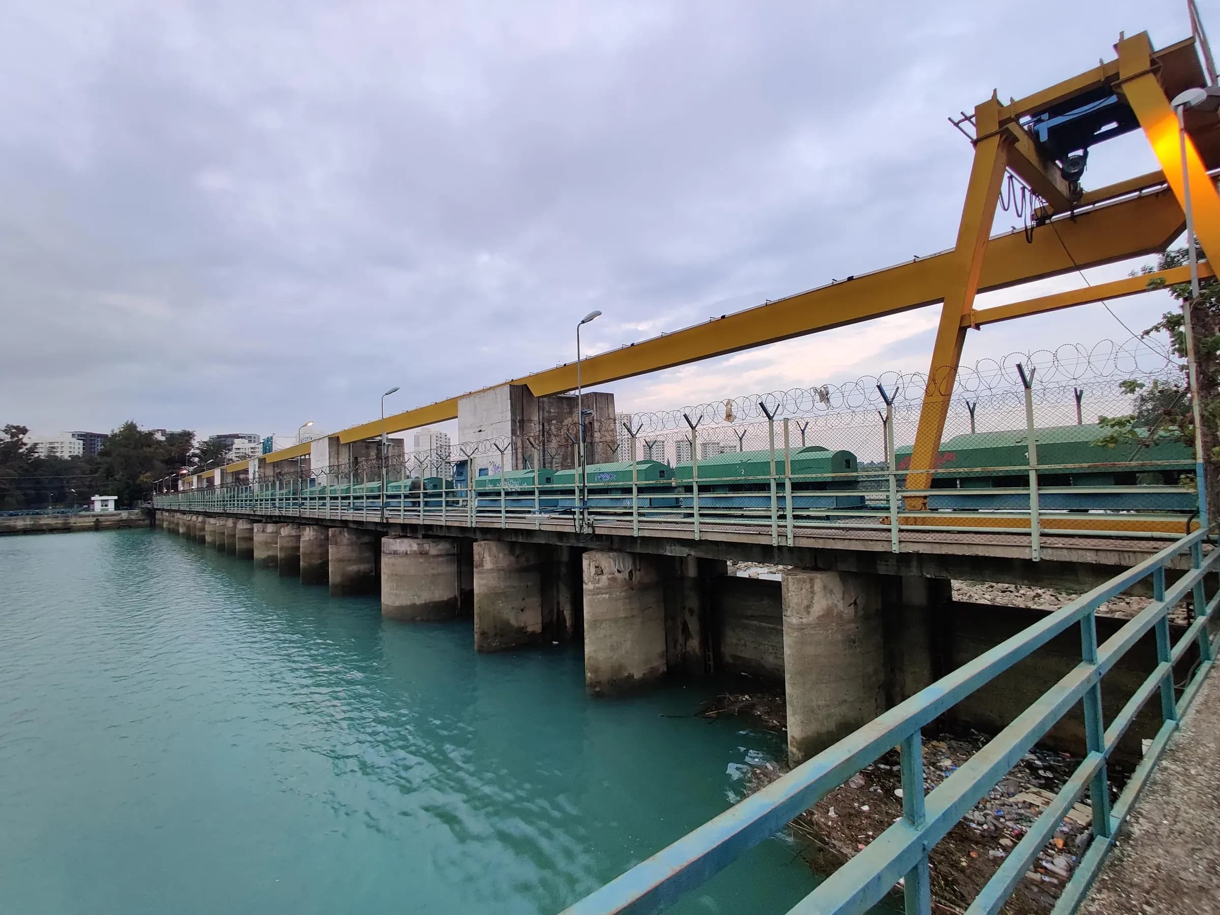 Regülatör köprüsü ve kapak vinci